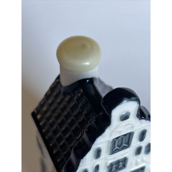 Vintage KLM 10 Rynbende Blue Delft Holland Amsterdam House Sealed Bottle - Picture 7 of 8